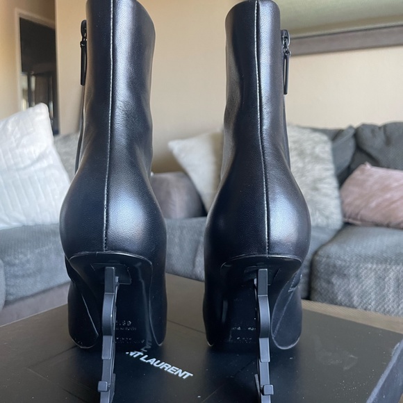 Saint Laurent Opyum Booties in Leather with Black Monogram Heel - Picture 3 of 3